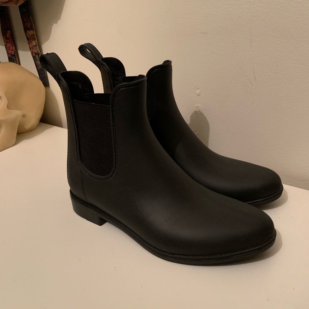 Chelsea boots
